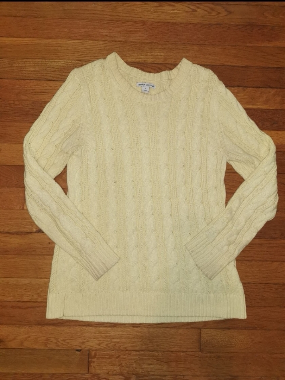 Amazon Essentials Cable-Knit‎ Crewneck Sweater - Yellow